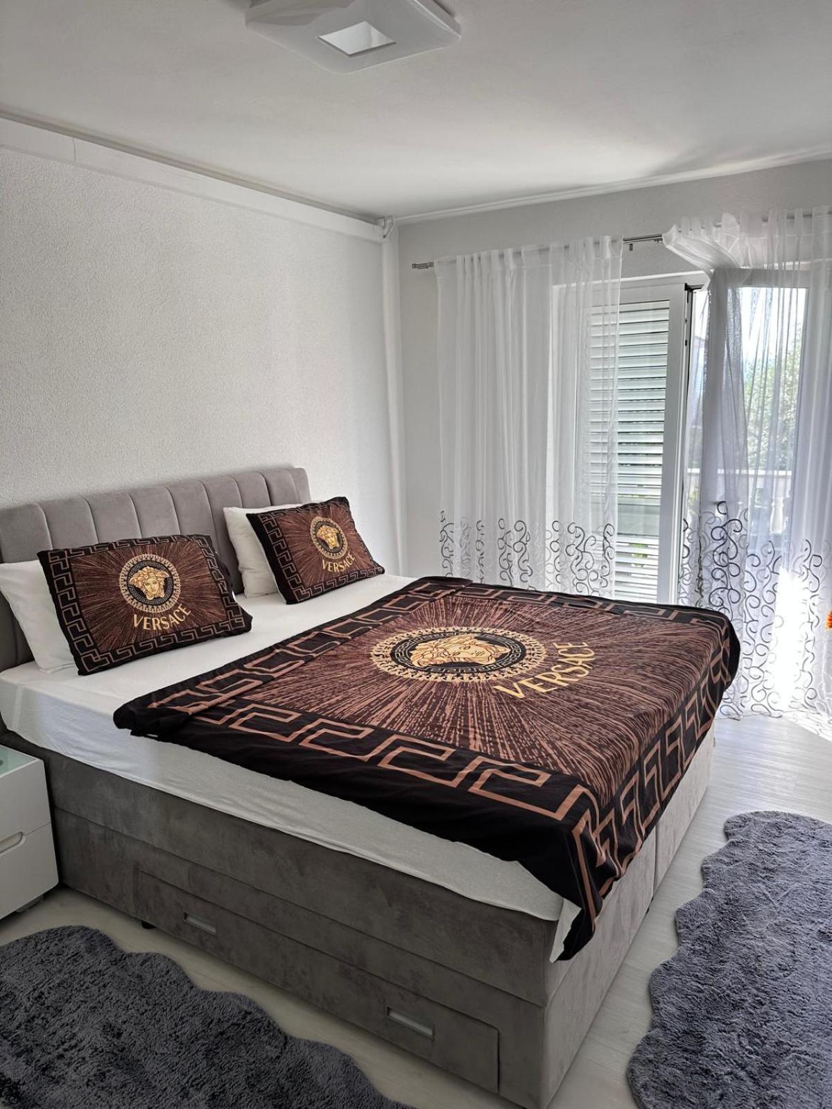 Apartmani Djurda Krk Town Exterior foto